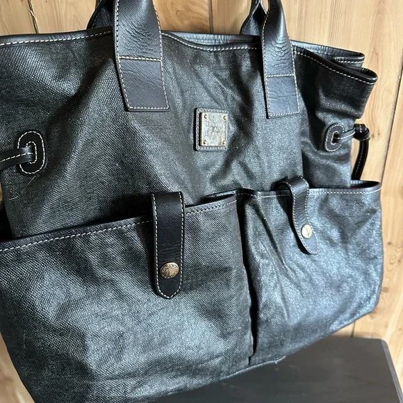 Vintage Dooney & Bourke Red Interior Large Purse/Tote with flaws - Picture 13 of 15